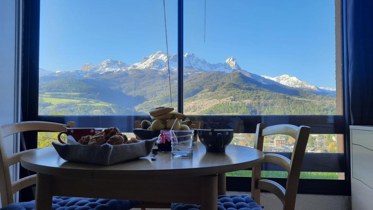 Cap Plein Sud En Ubaye Lägenhet Barcelonnette Exteriör bild